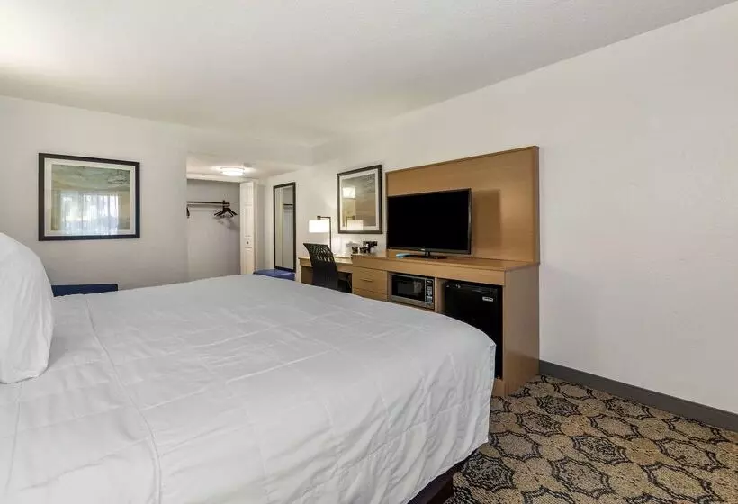 هتل Best Western Palm Beach Lakes