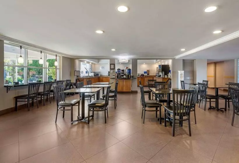 هتل Best Western Palm Beach Lakes