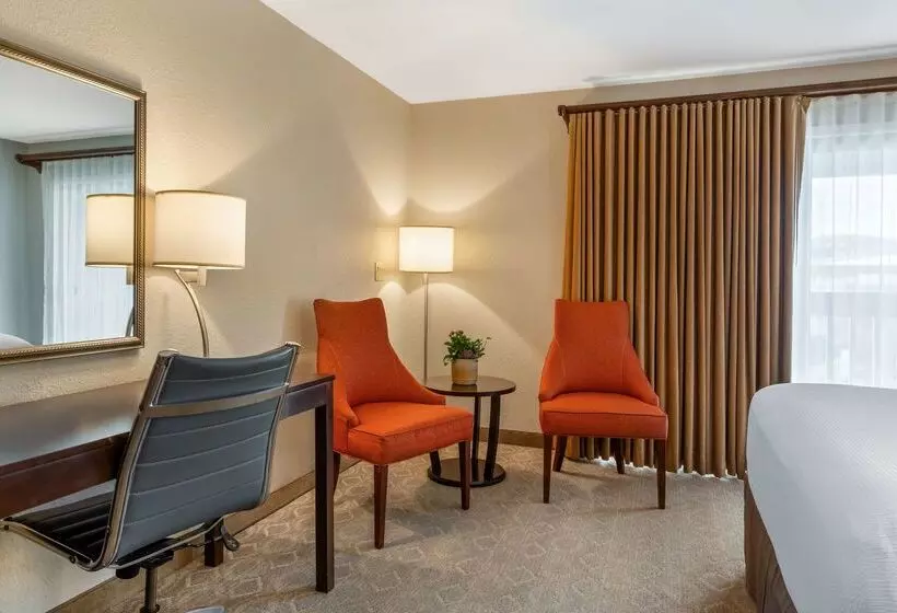 호텔 Best Western Plus Monterey Inn