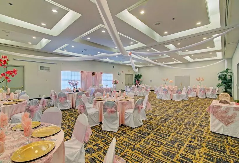 Best Western Posada Royale Hotel & Suites