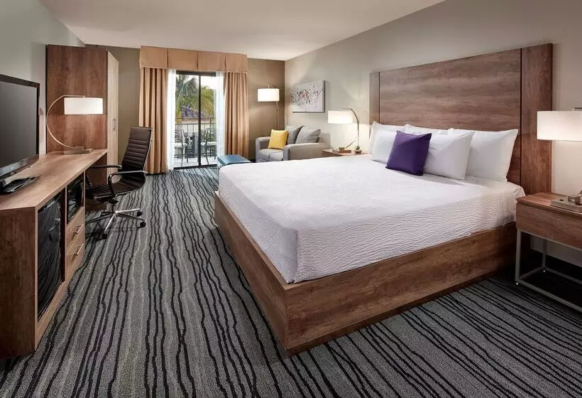 Best Western Posada Royale Hotel & Suites