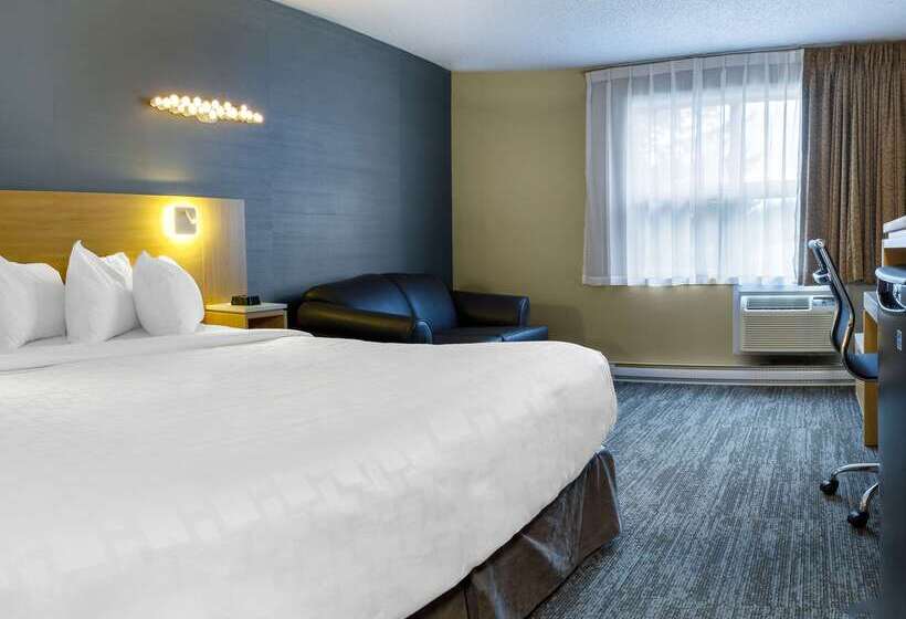 هتل Clarion Pointe Quebec Airport