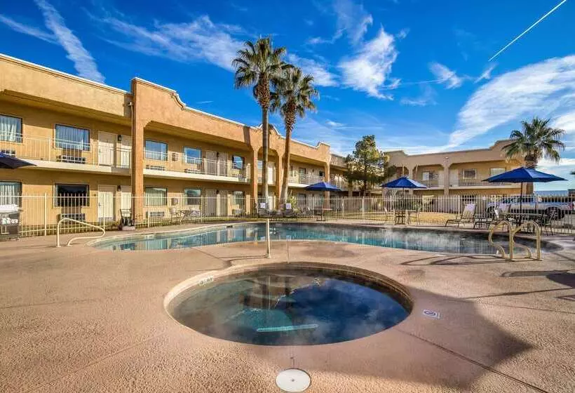 Hotel Clarion Suites St George  Convention Center Area