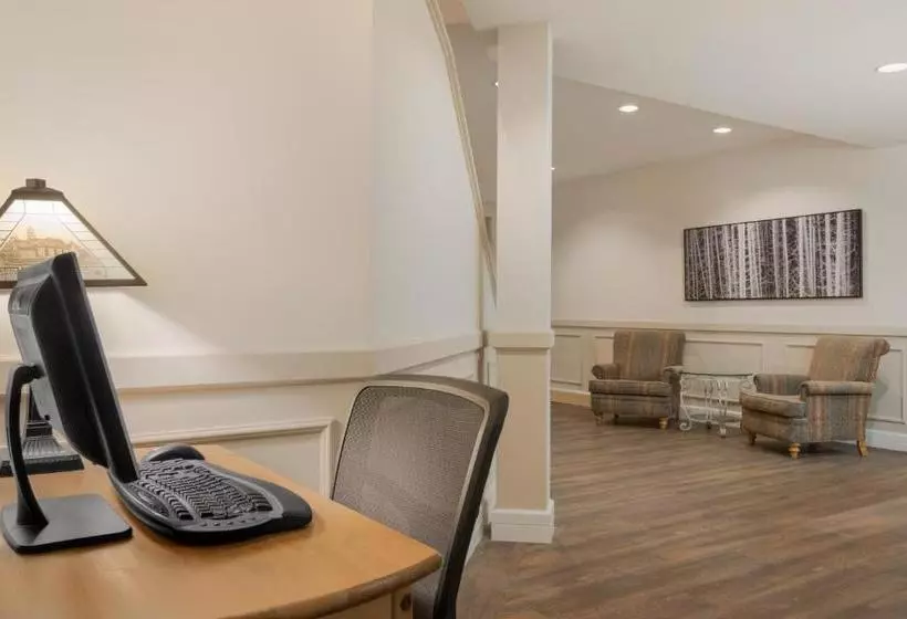 Northwinds Hotel Canmore