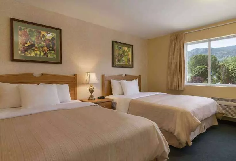 Отель Days Inn By Wyndham Penticton Conference Centre