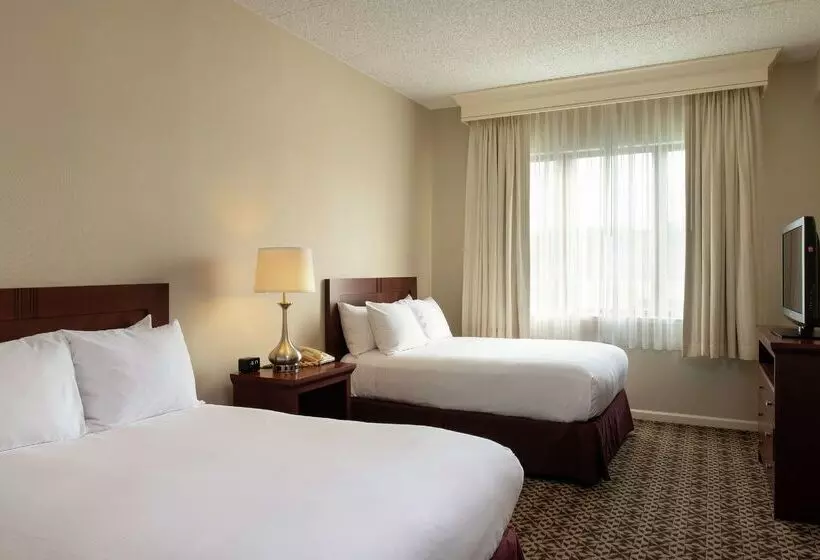 Doubletree Suites By Hilton Hotel Mt. Laurel