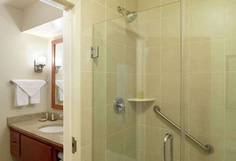 Doubletree Suites By Hilton Hotel Mt. Laurel