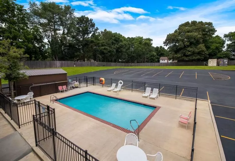 فندق Econo Lodge