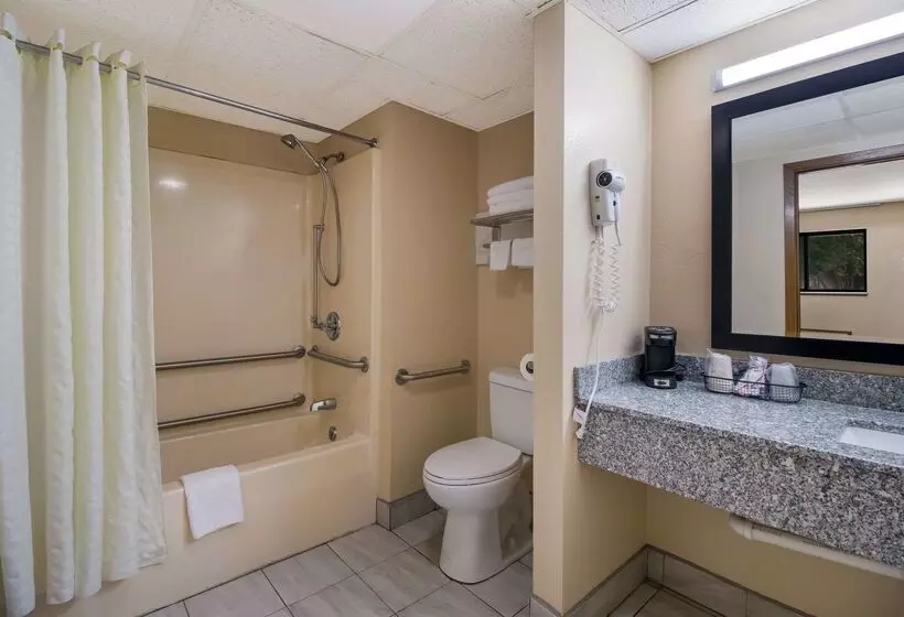 فندق Econo Lodge