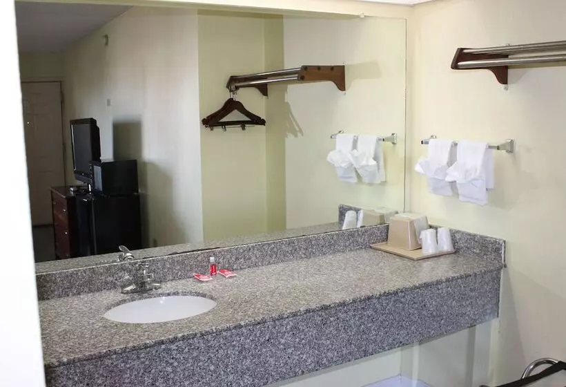 هتل Econo Lodge Texarkana I30