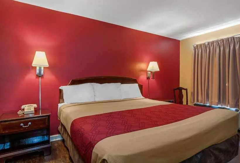 Отель Econo Lodge Union City  Atlanta South