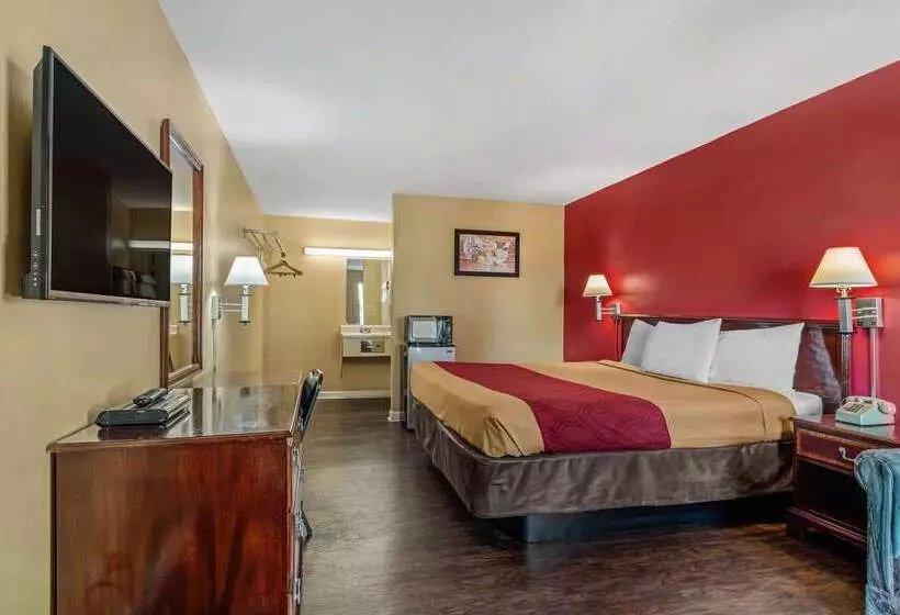 Отель Econo Lodge Union City  Atlanta South