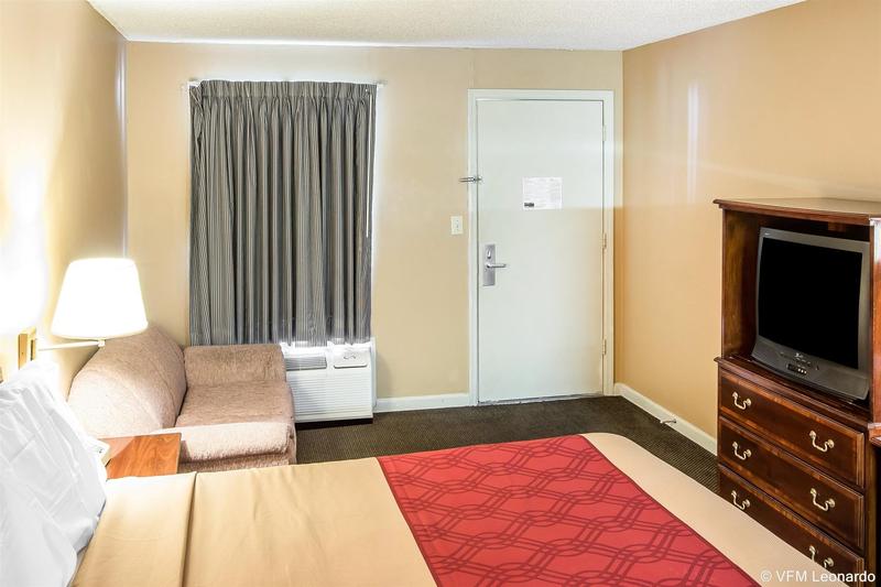 בית מלון כפרי Econo Lodge Union City  Atlanta South