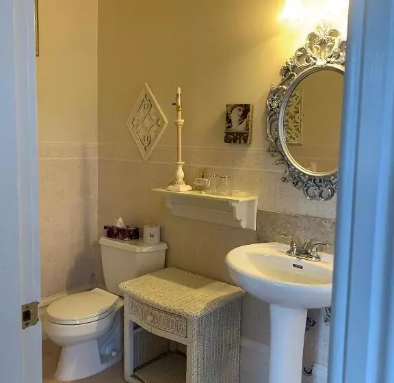 בית מלון כפרי Haterleigh Heritage Inn