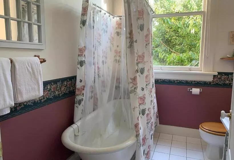 בית מלון כפרי Haterleigh Heritage Inn