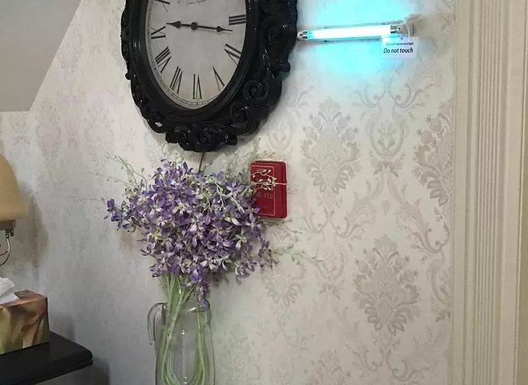 בית מלון כפרי Haterleigh Heritage Inn