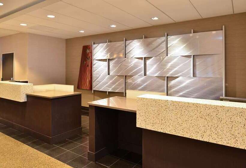 호텔 Hilton Springfield