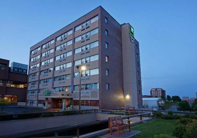 Holiday Inn Express Hotel & Suites Saint John Harbour Side, An Ihg