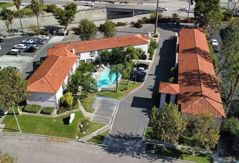 호텔 Hospitality Inn