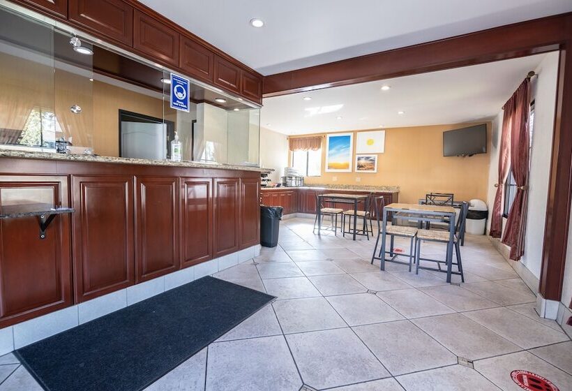 호텔 Hospitality Inn