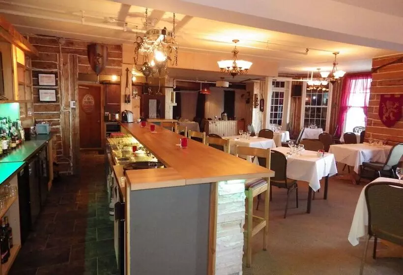 Отель Le Manoir Charlevoix