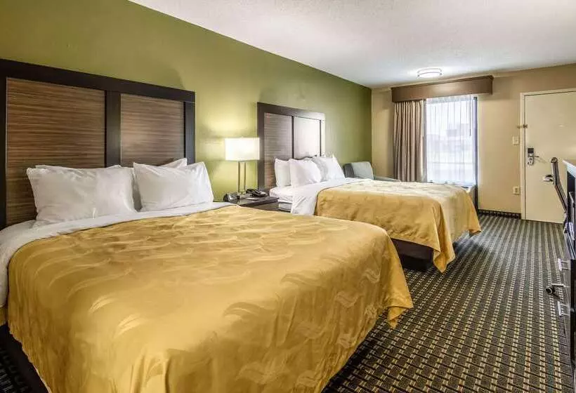 בית מלון כפרי Quality Inn National Fairgrounds Area
