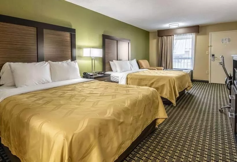 בית מלון כפרי Quality Inn National Fairgrounds Area