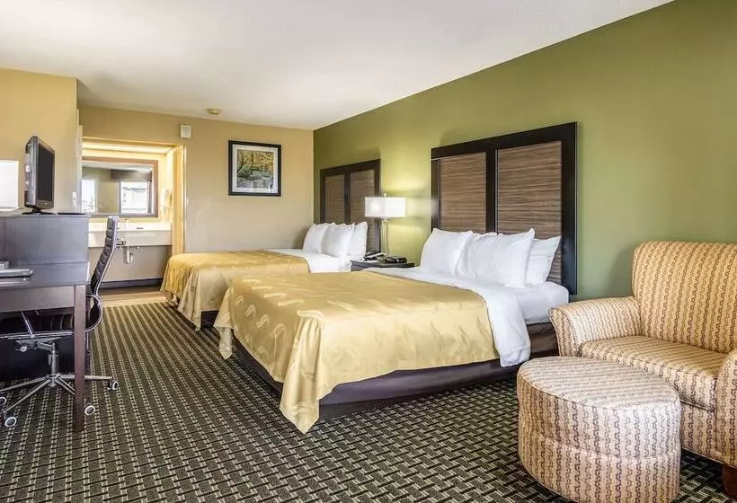 בית מלון כפרי Quality Inn National Fairgrounds Area