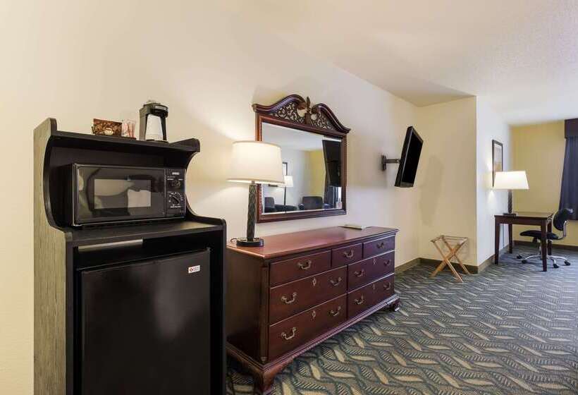 فندق Quality Inn & Suites Red Wing