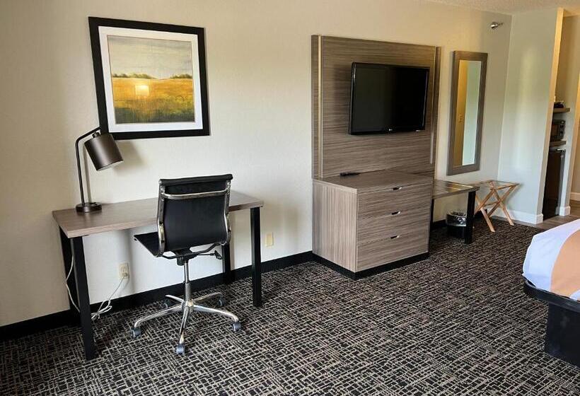 فندق Quality Inn & Suites Red Wing