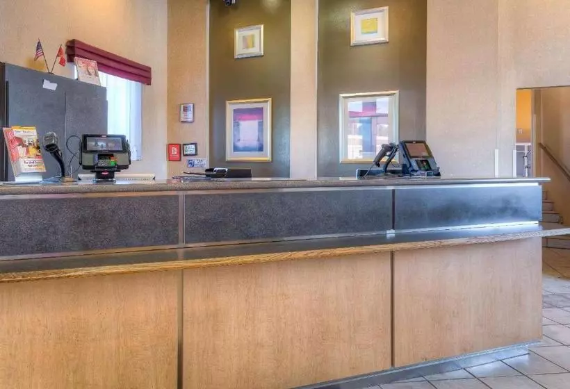 فندق Red Roof Inn Tulsa