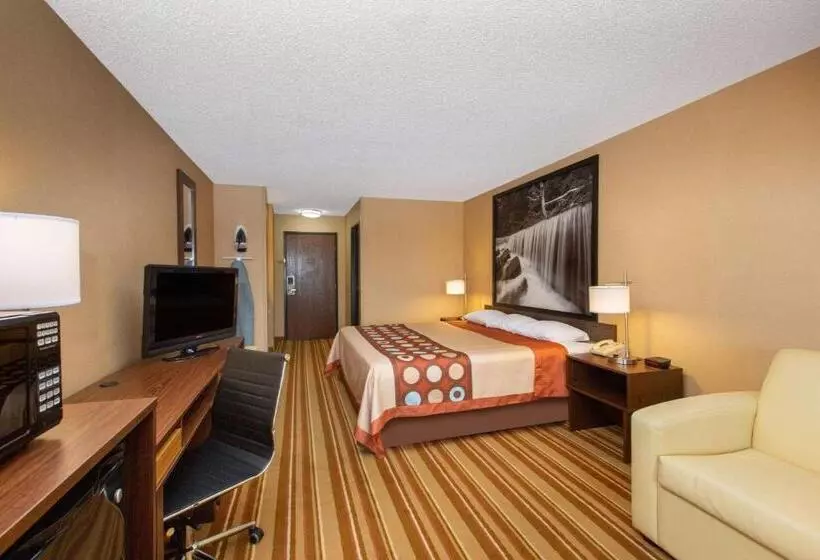 호텔 Super 8 By Wyndham Salina I70