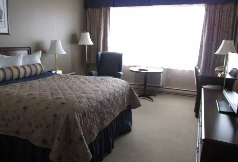 호텔 The Fredericton Inn