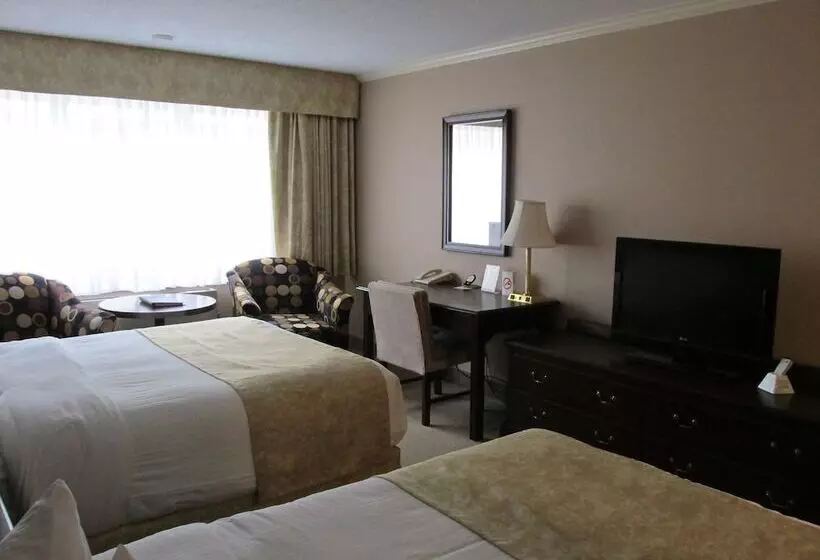 호텔 The Fredericton Inn