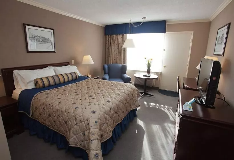 호텔 The Fredericton Inn