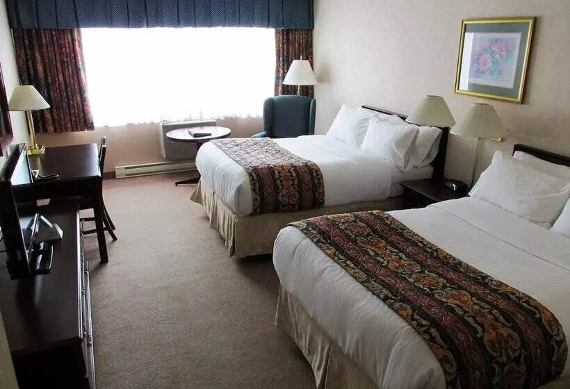 호텔 The Fredericton Inn