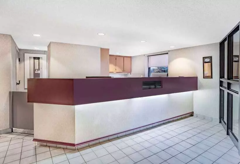 Szálloda Travelodge By Wyndham Bridgewater