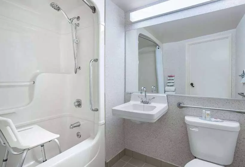 Szálloda Travelodge By Wyndham Bridgewater