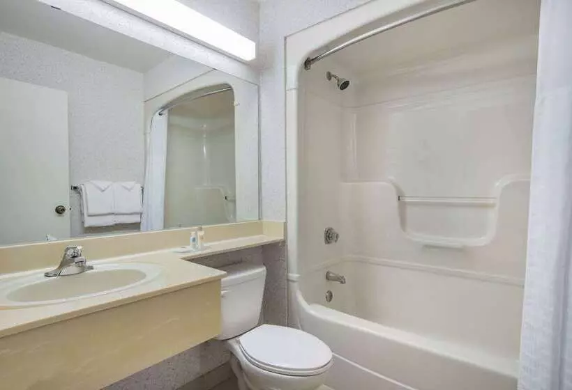 Szálloda Travelodge By Wyndham Bridgewater