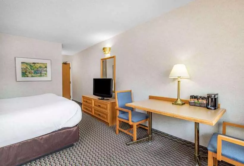 Szálloda Travelodge By Wyndham Bridgewater