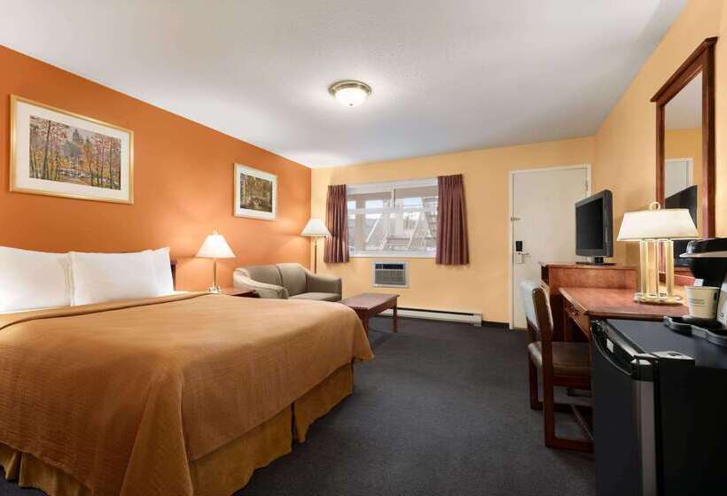 호텔 Travelodge By Wyndham Quesnel Bc