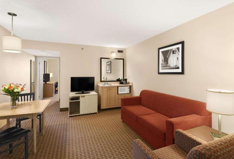 Hotel Travelodge Suites By Wyndham Halifax Dartmouth