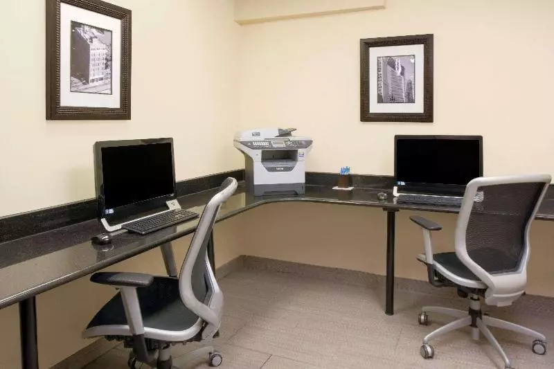 ホテル Wyndham Garden Schaumburg Chicago Northwest