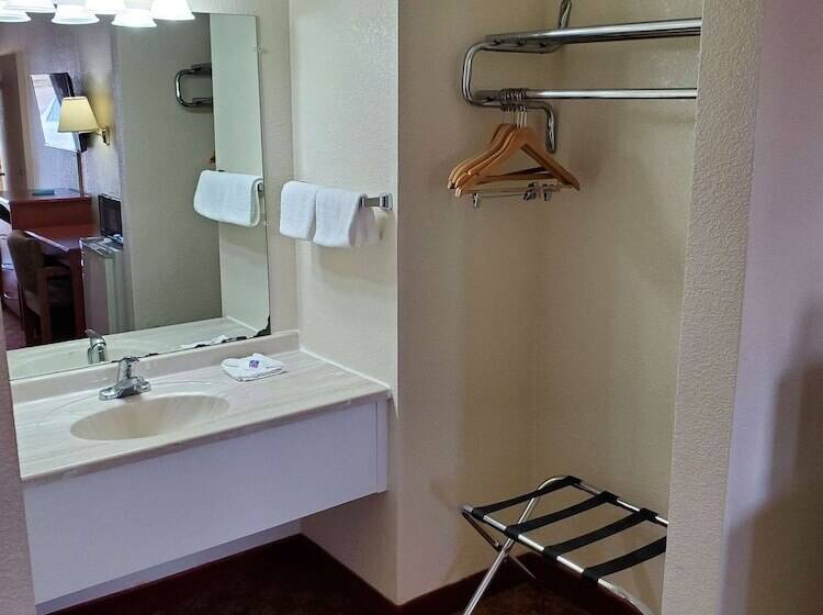 Motel 6 Shamrock, Tx