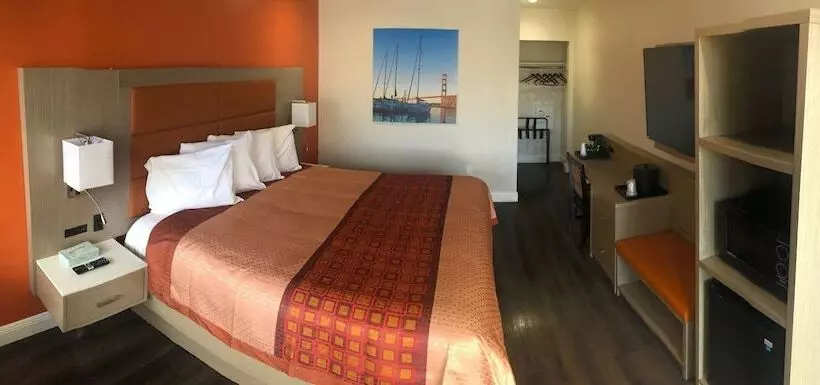 모텔 Presidio Parkway Inn