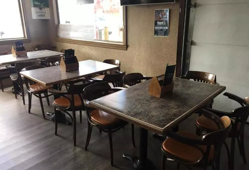 Stonehouse Motel And Restaurant