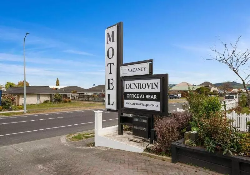 Dunrovin Motel