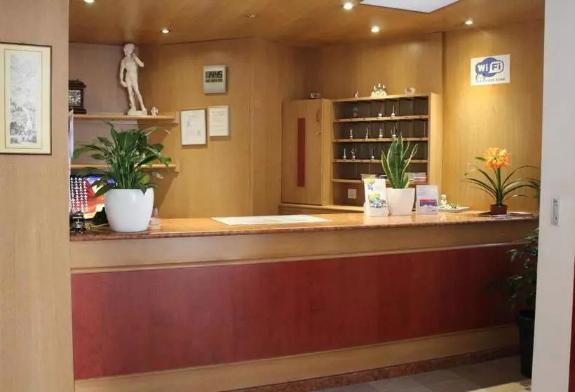 ホテル Albergo Nazionale