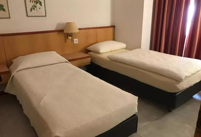 ホテル Albergo Nazionale