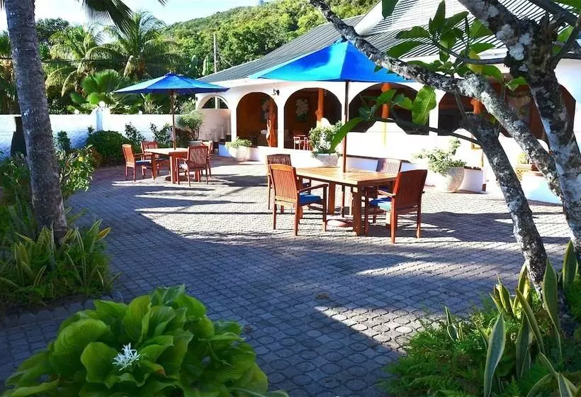 هتل The Britannia